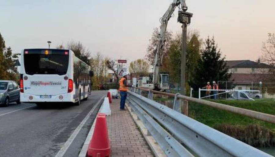 lavori passerella ponte fiume Dese ciclabile sp 40
